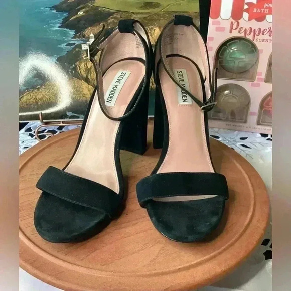 Steve Madden Women's Carrson Block Heel Black Suede Sandal Size 9.5 M - Picture 2 of 14